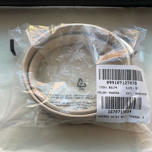 ❤️NWT J. Crew Leather Belt - Small - Picture 4 of 5